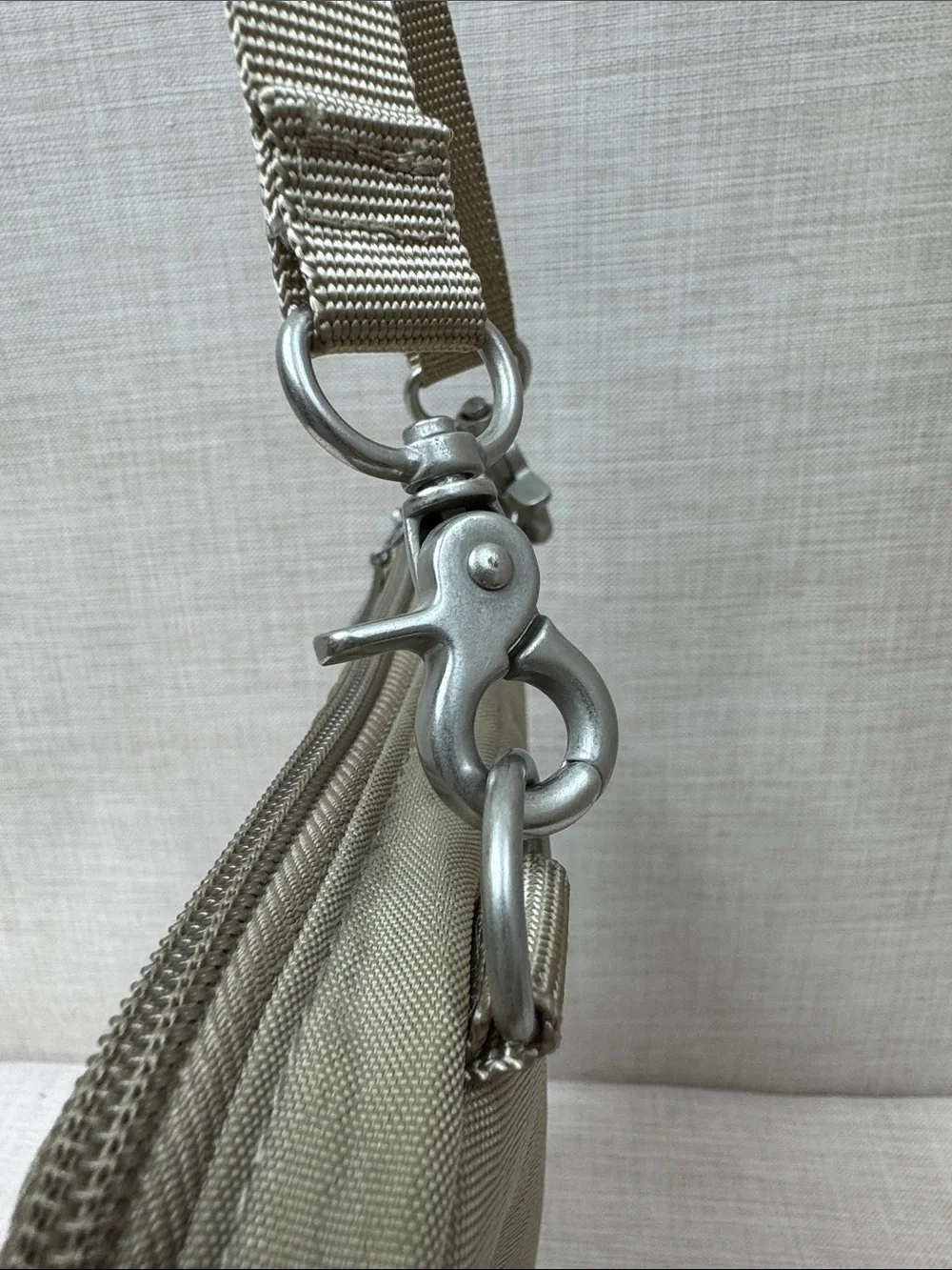 Baggallini Olive Green Crossbody Messenger Bag